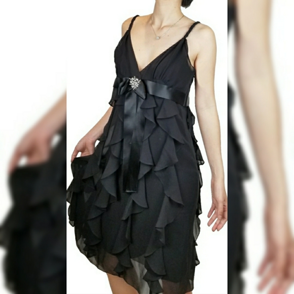 BCBGMaxAzria Silk Cocktail Dress Rhinestone Pin New Year's Eve 🎉